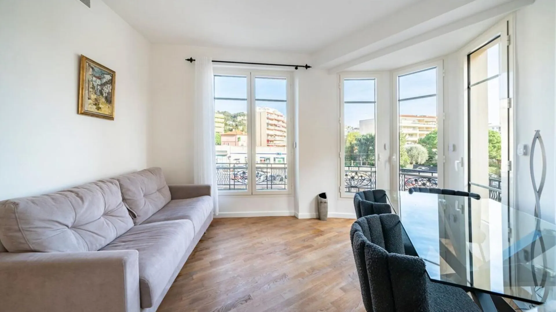 Wonderful 2 Bedroom Apartment Cannes