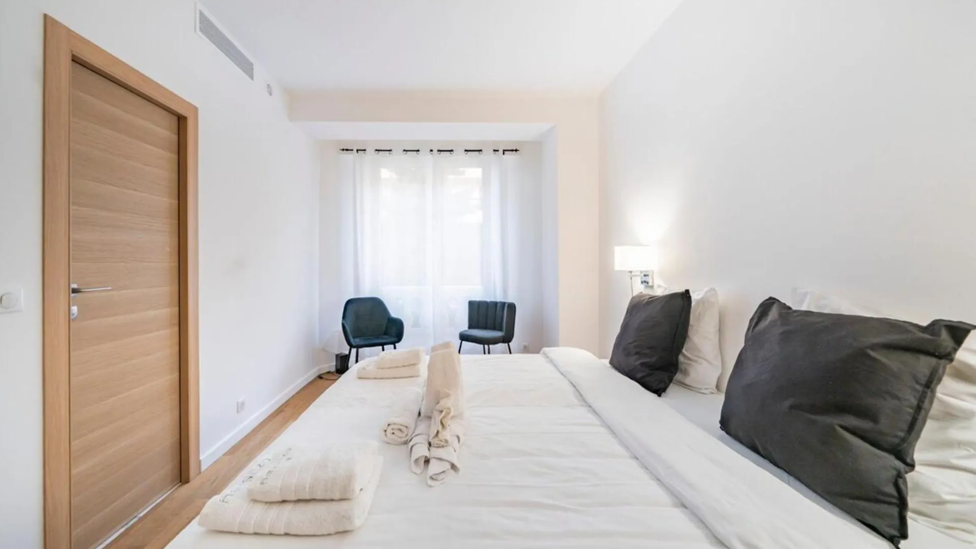 Wonderful 2 Bedroom Apartment Cannes