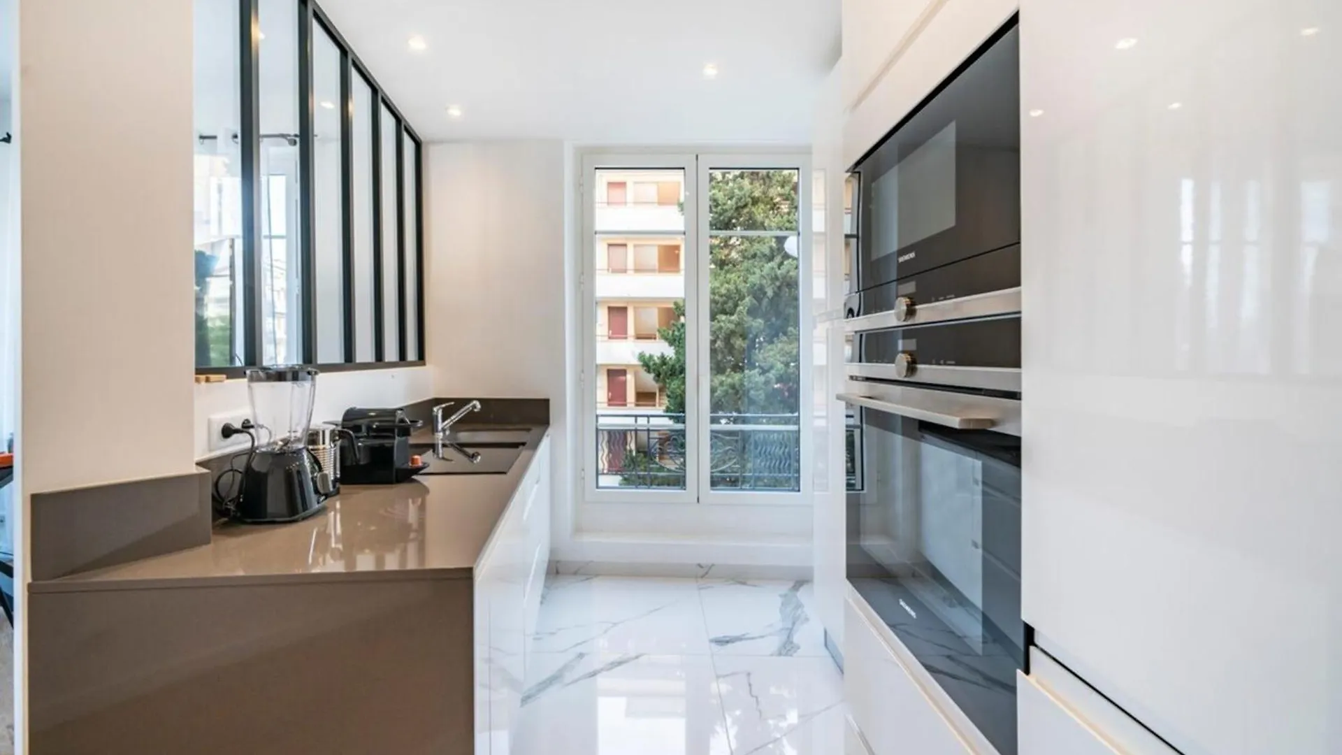 Wonderful 2 Bedroom Apartment Cannes France